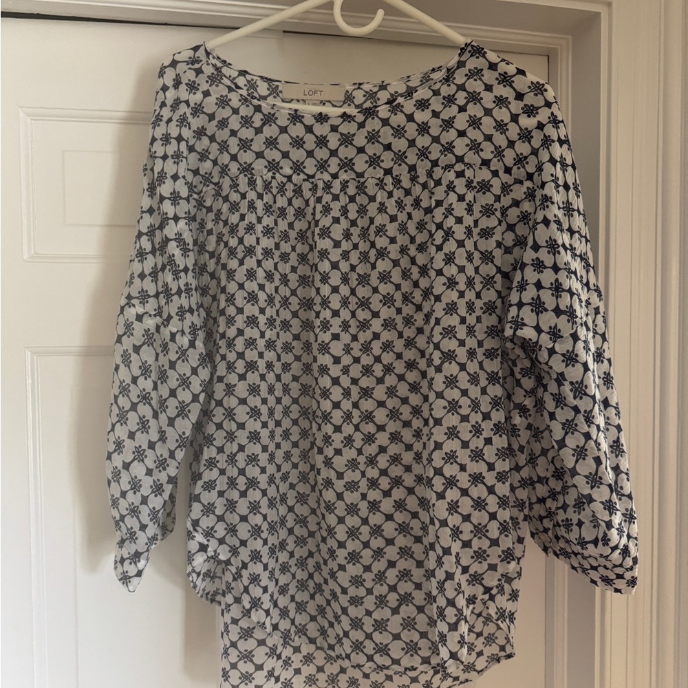 LOFT blue and White print blouse with high low hem